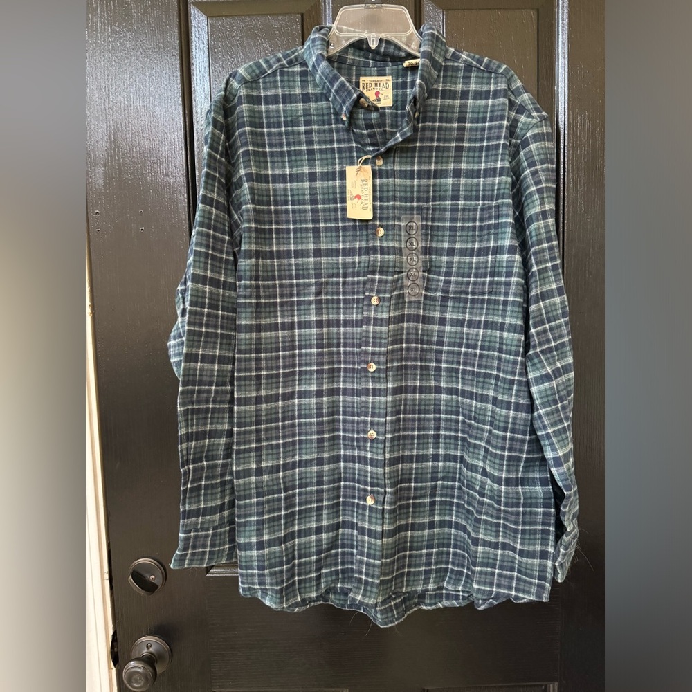 Men’s plaid green and blue flannel brand new with tags, extra large